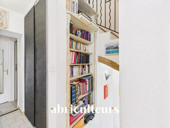 Image No.20-3 Bed House for sale