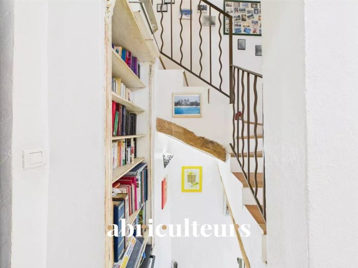 Image No.21-3 Bed House for sale