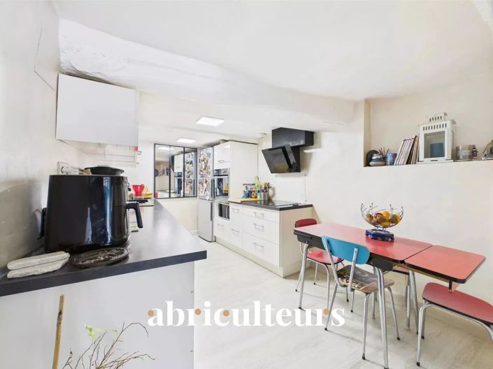 Image No.6-3 Bed House for sale