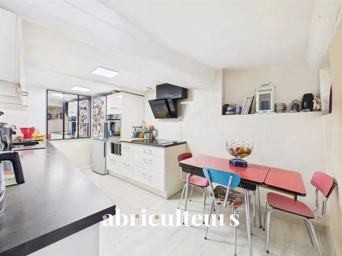 Image No.7-3 Bed House for sale