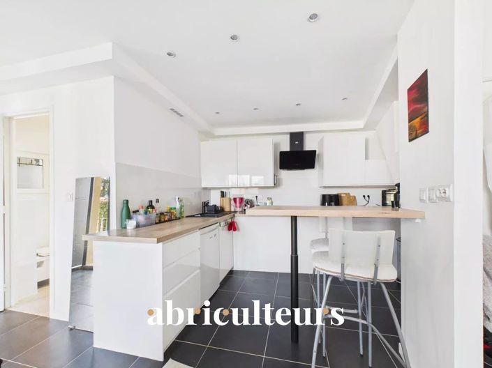 Image No.20-3 Bed House for sale