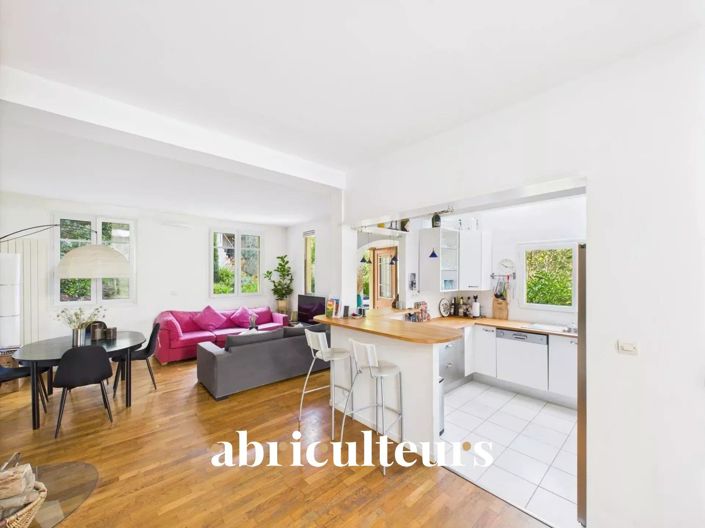 Image No.4-3 Bed House for sale