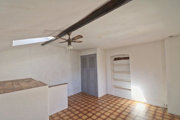 Image No.4-1 Bed House for sale