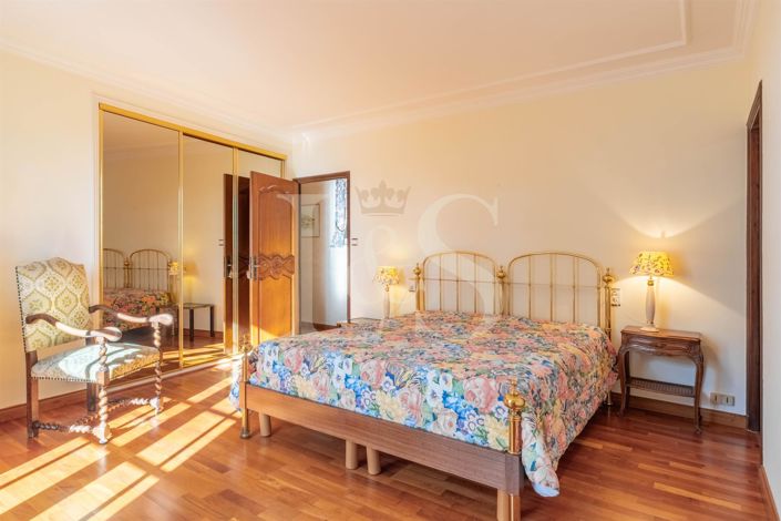 Image No.14-4 Bed House for sale