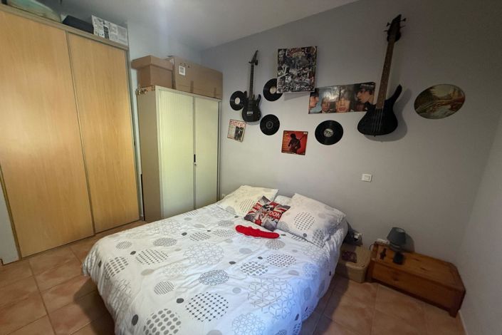 Image No.15-4 Bed House for sale