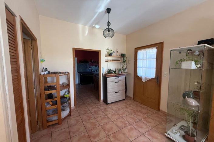 Image No.3-4 Bed House for sale