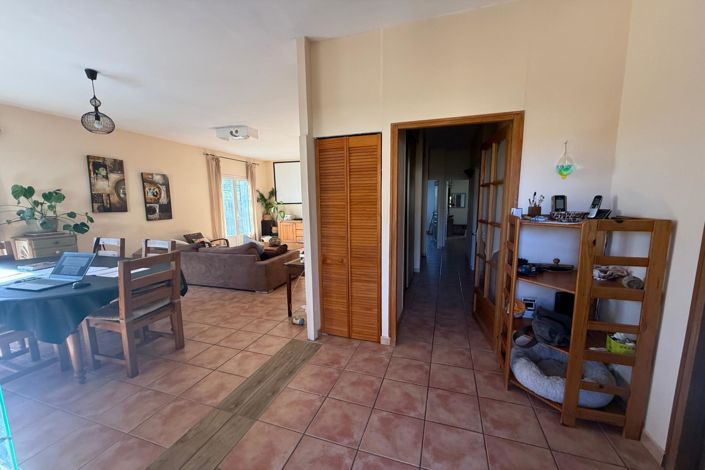 Image No.5-4 Bed House for sale