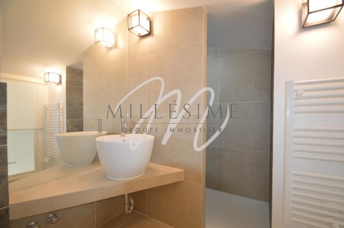 Image No.6-1 Bed Property for sale