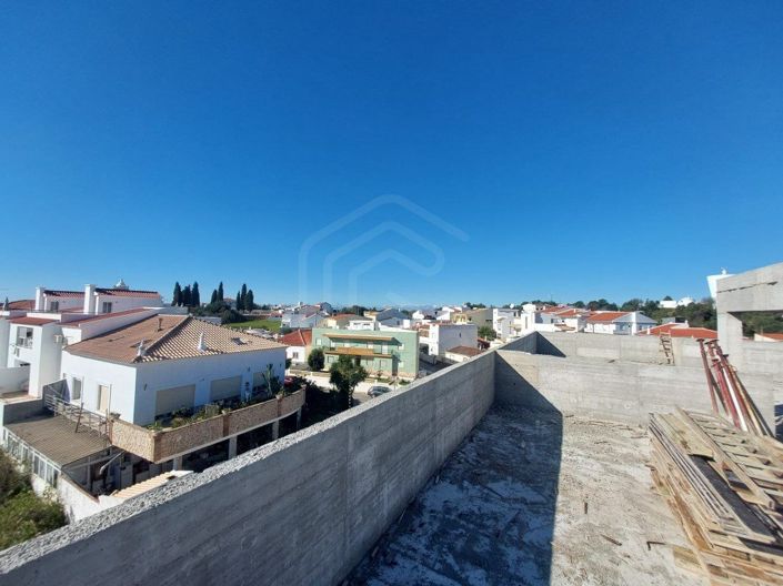 Image No.16-3 Bed Apartment for sale
