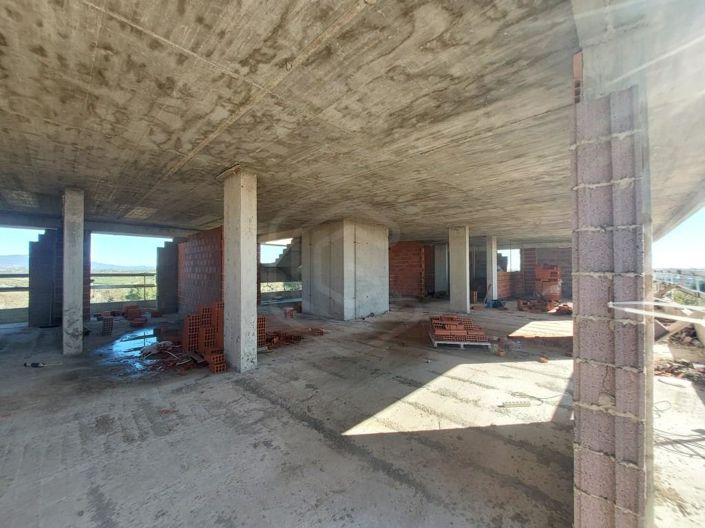 Image No.18-3 Bed Apartment for sale