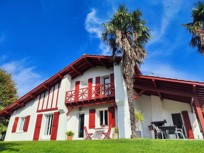 Image No.20-4 Bed House for sale