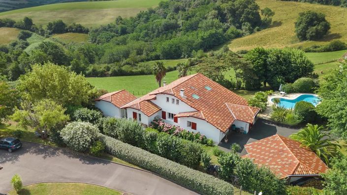 Image No.3-4 Bed House for sale