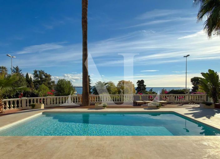 Image No.2-5 Bed House for sale