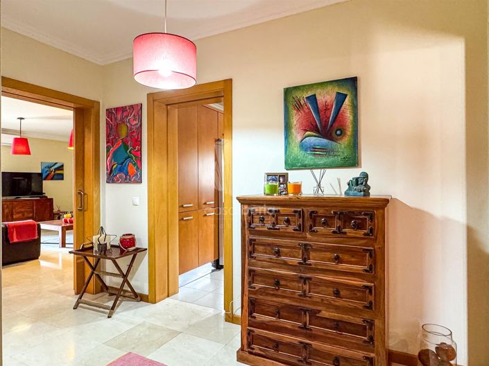 Image No.14-4 Bed House for sale