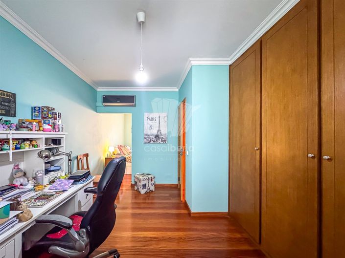 Image No.27-4 Bed House for sale