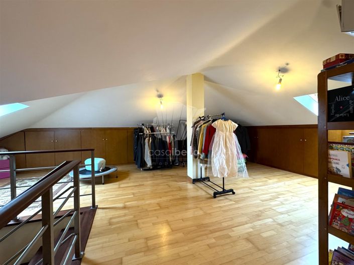 Image No.33-4 Bed House for sale