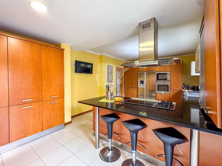 Image No.7-4 Bed House for sale