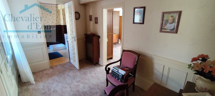 Image No.10-3 Bed House for sale