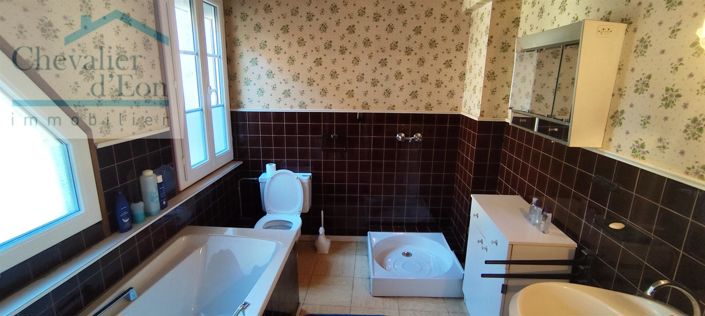 Image No.11-3 Bed House for sale