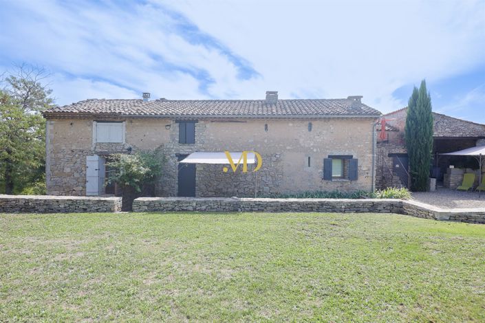 Image No.10-7 Bed House for sale