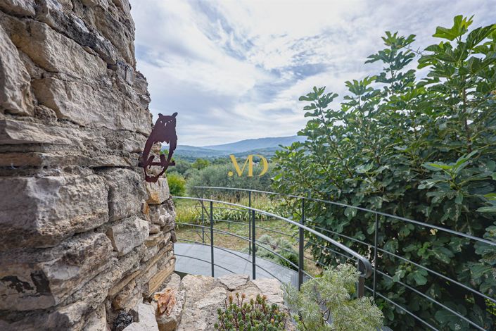 Image No.20-7 Bed House for sale