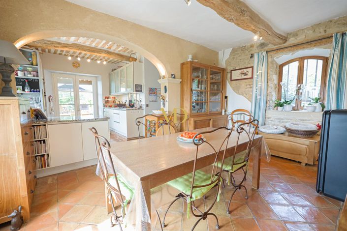 Image No.27-7 Bed House for sale