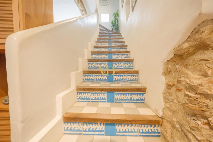 Image No.28-7 Bed House for sale