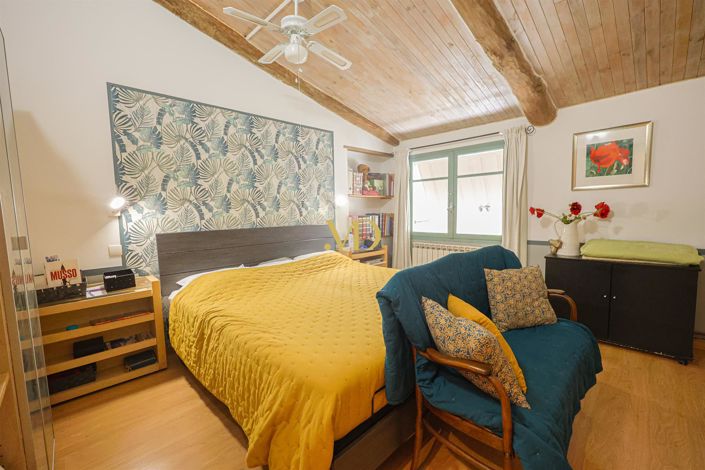 Image No.30-7 Bed House for sale