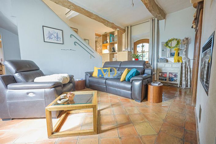 Image No.31-7 Bed House for sale