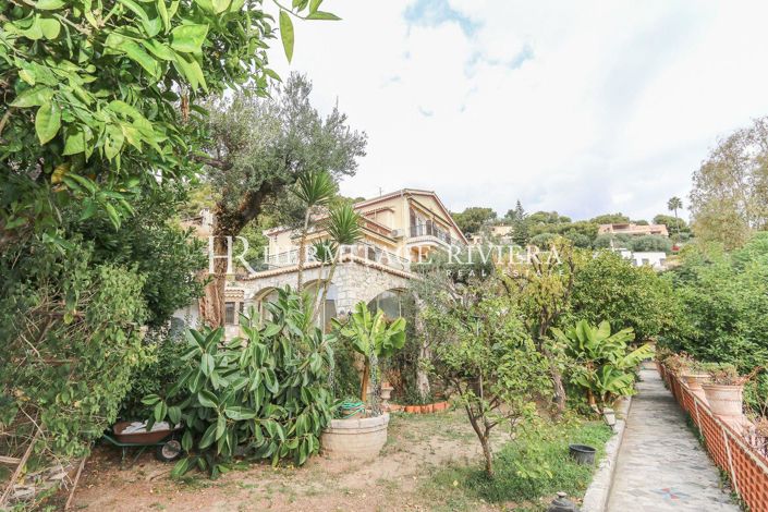 Image No.14-6 Bed House for sale