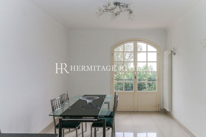 Image No.9-6 Bed House for sale