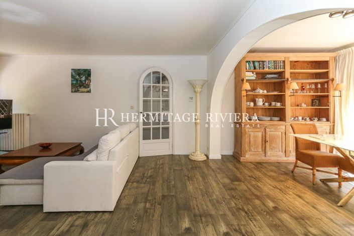 Image No.13-3 Bed House for sale