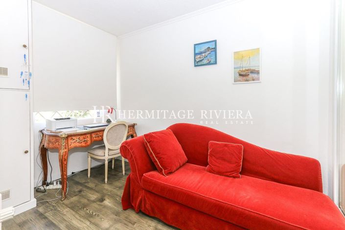 Image No.17-3 Bed House for sale