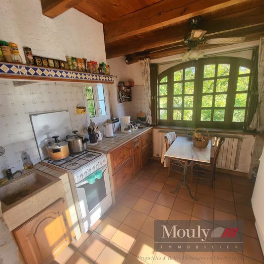 Image No.10-5 Bed House for sale