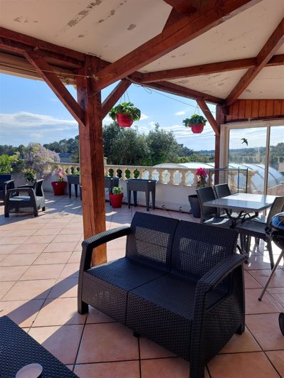 Image No.31-2 Bed House for sale