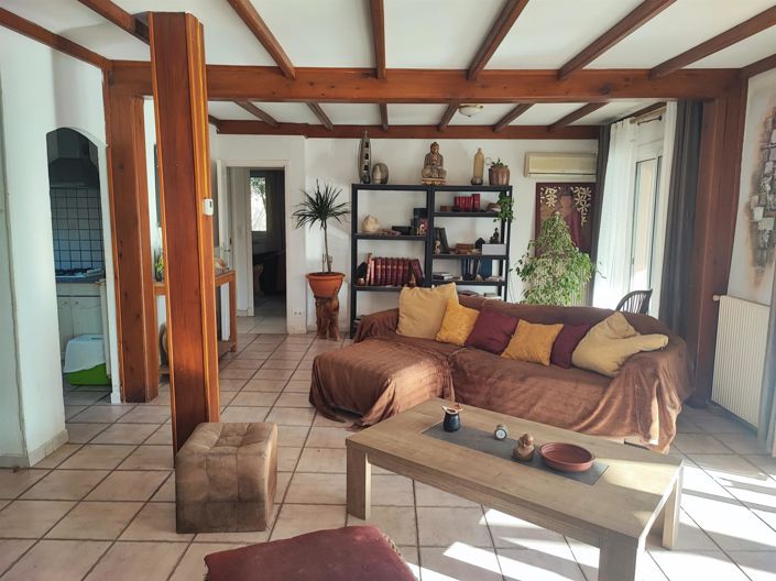 Image No.5-2 Bed House for sale