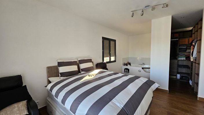 Image No.11-Maison de 3 chambres à vendre à Saint-Gilles