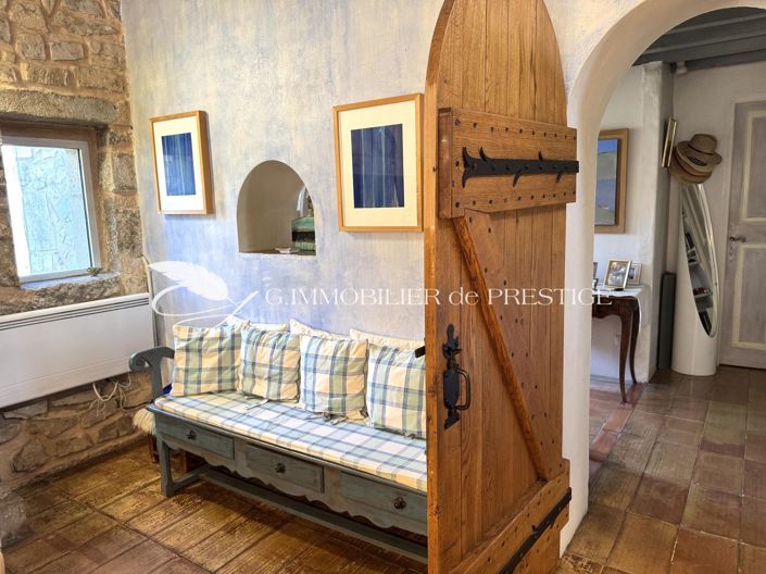 Image No.9-4 Bed House for sale