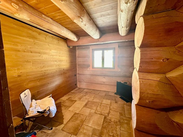 Image No.15-3 Bed House for sale