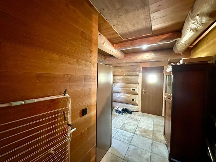 Image No.21-3 Bed House for sale