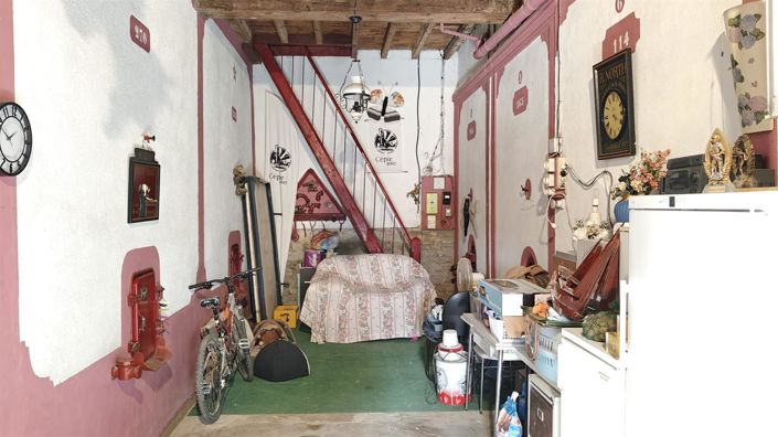 Image No.19-3 Bed House for sale