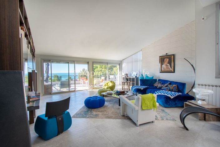 Image No.13-4 Bed House for sale