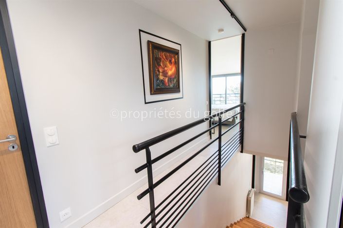 Image No.19-4 Bed House for sale