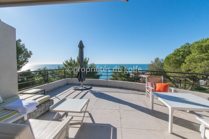 Image No.2-4 Bed House for sale