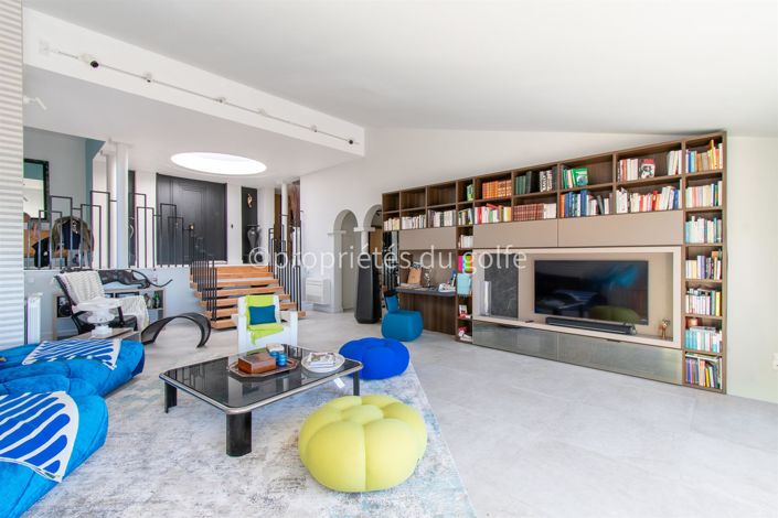 Image No.4-4 Bed House for sale