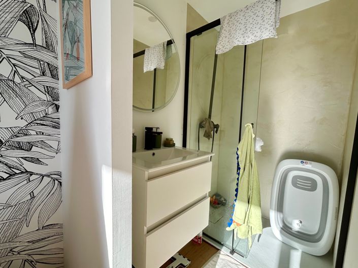 Image No.13-2 Bed House for sale