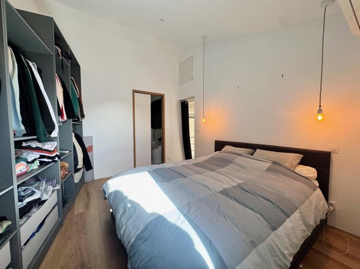 Image No.5-2 Bed House for sale