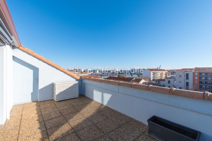 Image No.2-4 Bed Apartment for sale