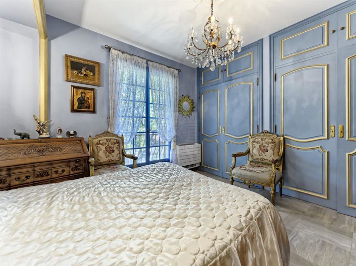 Image No.17-4 Bed House for sale