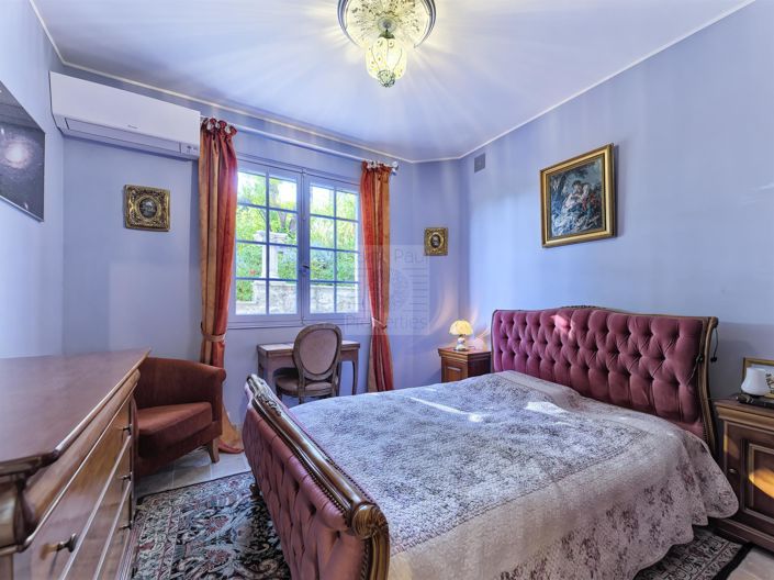 Image No.29-4 Bed House for sale